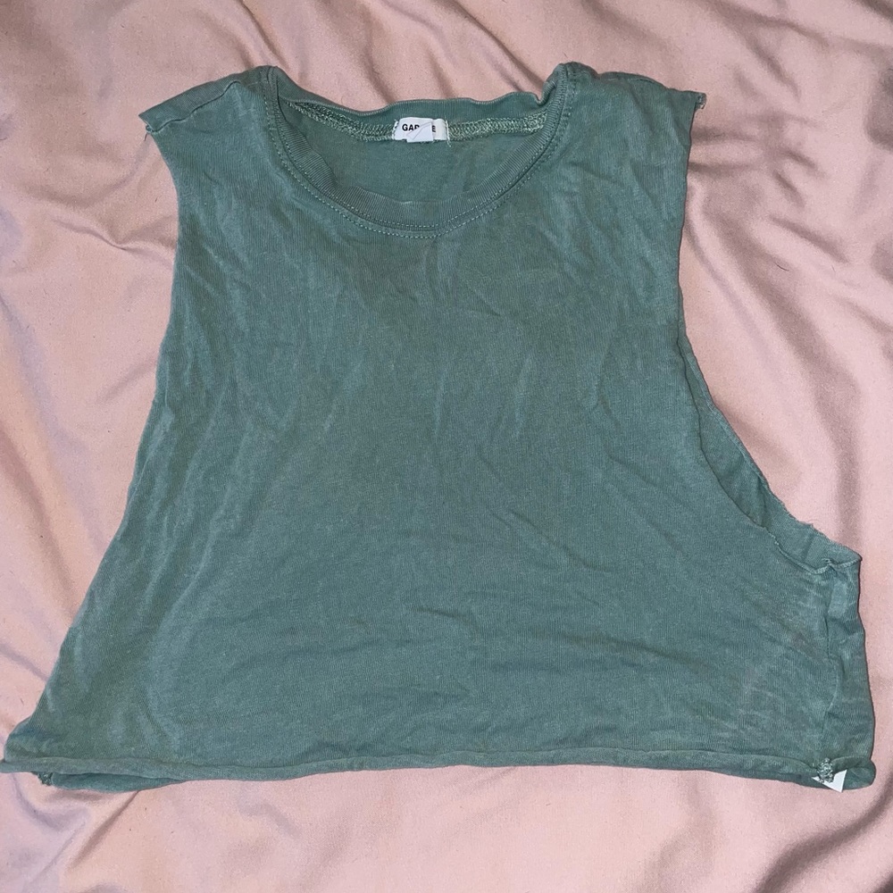 Garage muscle tank